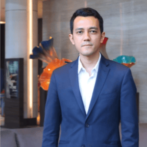 foto alumni jurusan kepariwisataan bernama Irwan Wirahadikusumah