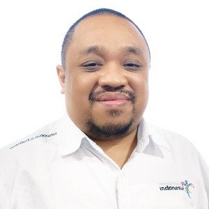 Foto alumni jurusan kepariwisataan bernama Muhamad Tidar