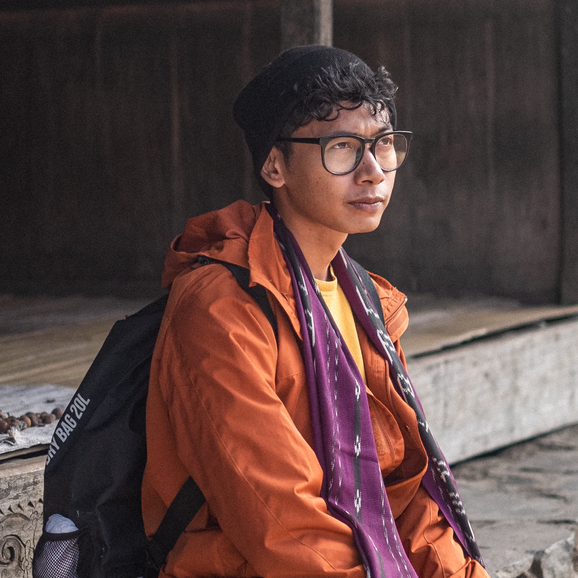 Foto alumni prodi destinasi pariwisata bernama Yohanes Algian